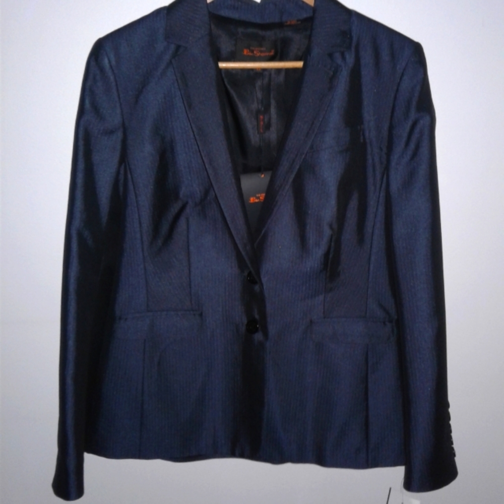 BEN SHERMAN. Navy pinstriped blazer with sheen. XL